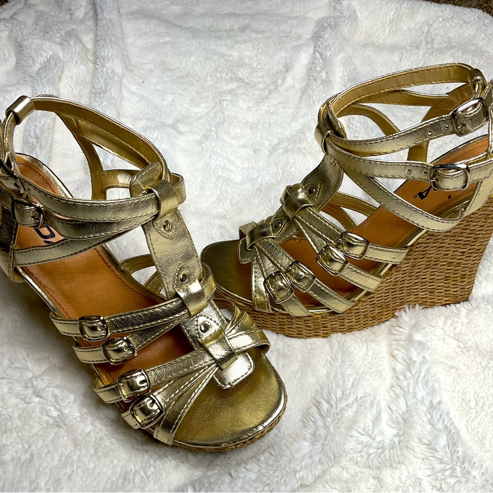 Soda brand gold espadrille wedges